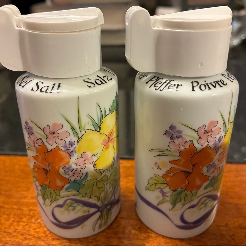German Porcelain Signed Lindner Handarbeit Salt & Pepper Shaker
